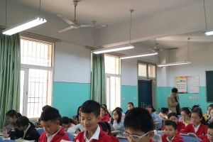 釣魚中收獲啟示，生活中認識周長——記浙師大師生方格小學觀摩見習活動